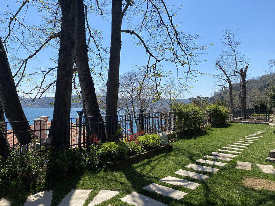 Six Senses - Çim Alan